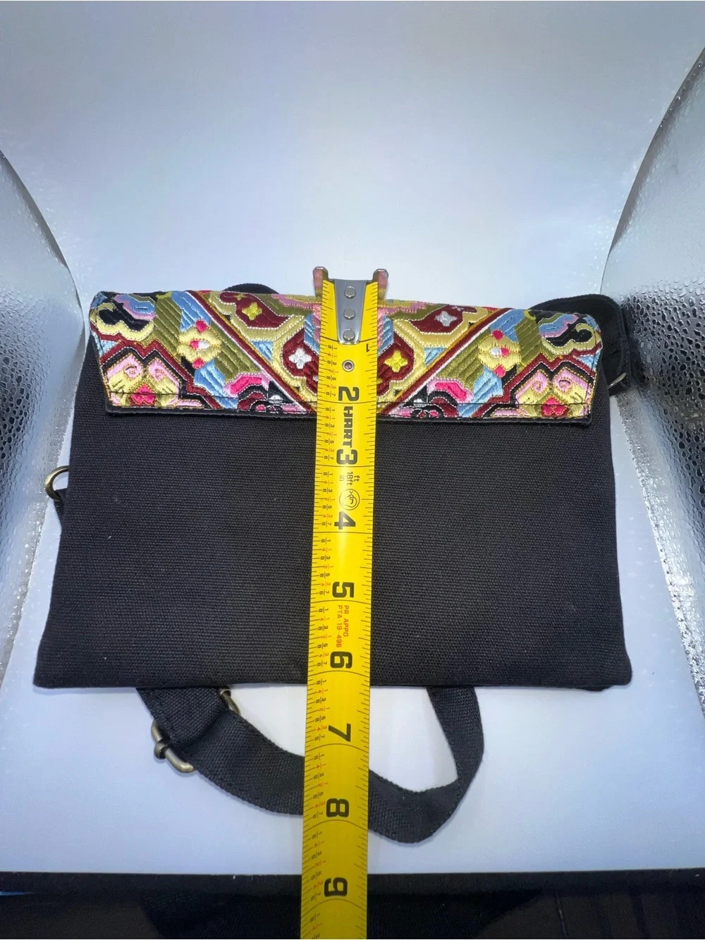 N/A stylish black